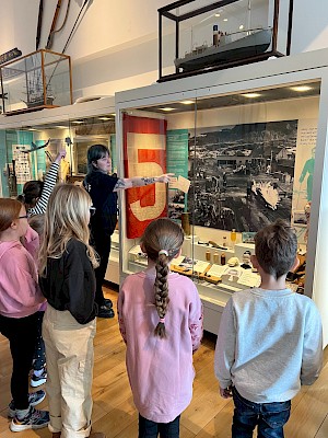 Whaling Workshop (Primary 1-4)